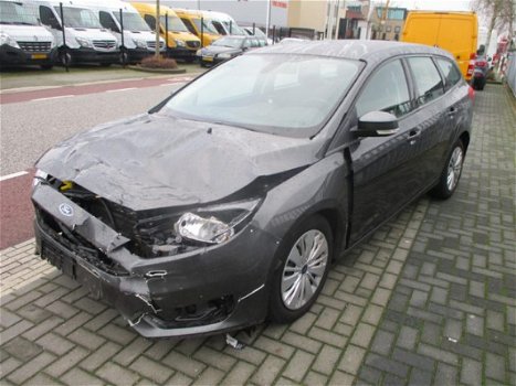 Ford Focus Wagon - 1.5 TDCI 88kw Automaat Lease Edition Wagon - 1