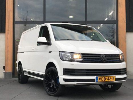 Volkswagen Transporter - T6 2.0TDI 140PK L1H1 DSG-7 2015 AIRCO STANDKACHEL 105157KM - 1