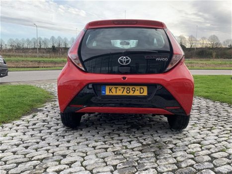 Toyota Aygo - 1.0 VVT-i x-play - 1