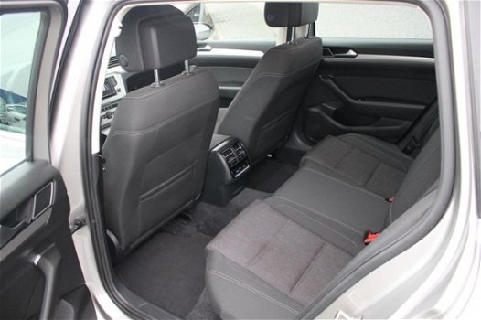 Volkswagen Passat Variant - 1.4 TSI 150pk ACT BMT Comfortline Executive - 1