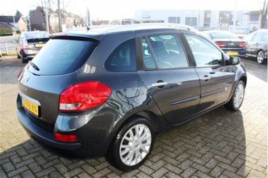 Renault Clio Estate - 1.2 TCE RIJKLAAR INCL 6 MND BOVAG - 1