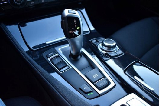 BMW 5-serie - 518d Automaat Business Navigatie/Xenon - 1