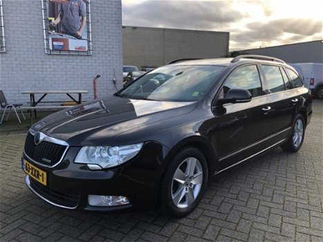 Skoda Superb Combi - 1.6 TDI Greenline Active Business Line - 1