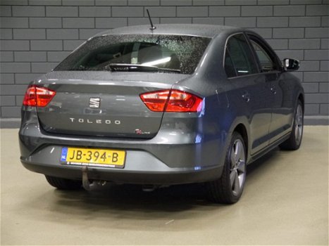 Seat Toledo - 1.2 TSI 90PK FR Connect | NAVIGATIE | CAMERA | - 1