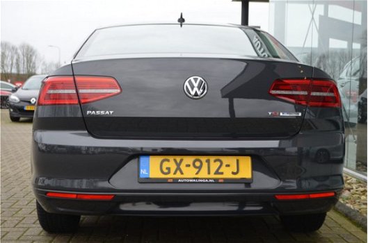 Volkswagen Passat - 1.4 TSI 150PK Aut. Executive, NL Auto, Full Led, Sport-Ergostoelen, Clima, Cruis - 1