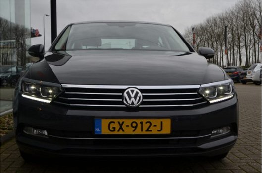 Volkswagen Passat - 1.4 TSI 150PK Aut. Executive, NL Auto, Full Led, Sport-Ergostoelen, Clima, Cruis - 1