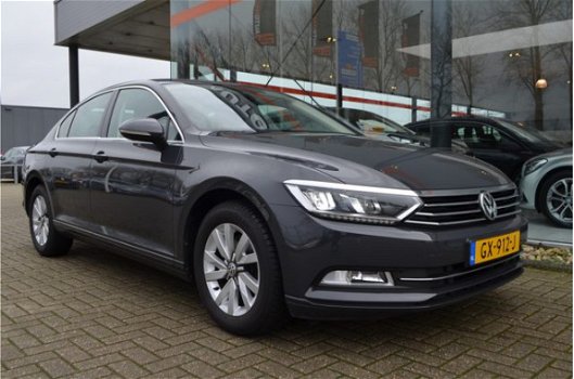 Volkswagen Passat - 1.4 TSI 150PK Aut. Executive, NL Auto, Full Led, Sport-Ergostoelen, Clima, Cruis - 1