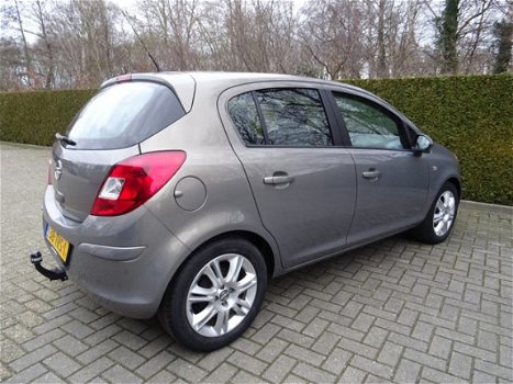 Opel Corsa - 1.4 EDITION AIRCO LICHTMETAAL TREKHAAK - 1