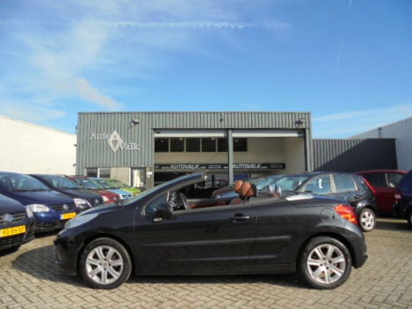 Peugeot 207 CC - 1.6 VTi. Airco. Elek. Pakket. Leer. 16'' LM. APK 06-2020 - 1