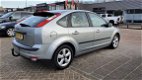 Ford Focus - 1.6-16V First Edition Automaat , Trekhaak - 1 - Thumbnail