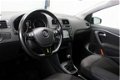 Volkswagen Polo - 1.2 TSI R-Line LED DAB+ Navigatie Climate Control Stuurbediening - 1 - Thumbnail