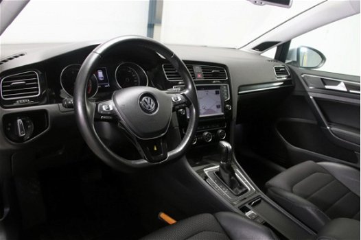 Volkswagen Golf Variant - 1.2 TSI Business Edition DSG Xenon Half-Leder Camera Stoelverwarming/Massa - 1