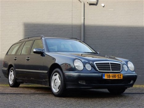 Mercedes-Benz E-klasse Combi - 240 Avantgarde Select BIJTELLINGSVRIENDELIJK STOELVERWARMIING LEER RI - 1