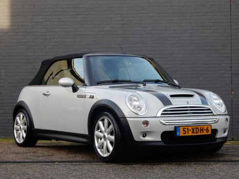 Mini Mini Cabrio - 1.6 Cooper S Sidewalk LEER CRUISE AIRCO STOELVERWARMING PARKEERSENSOREN - 1