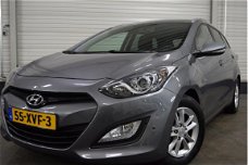 Hyundai i30 Wagon - 1.6 GDI i-Vision +NAVI/BLUETOOTH/LMV/CAMERA/TREKHAAK