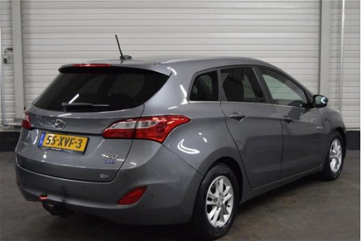 Hyundai i30 Wagon - 1.6 GDI i-Vision +NAVI/BLUETOOTH/LMV/CAMERA/TREKHAAK - 1