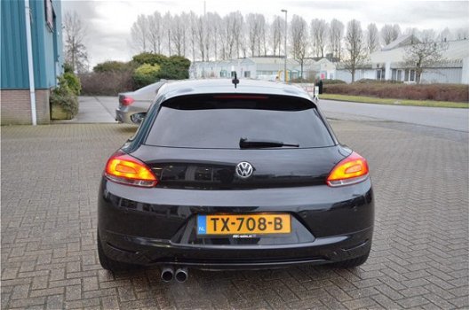 Volkswagen Scirocco - 2.0 TFSI Highline Plus DSG/F1 19