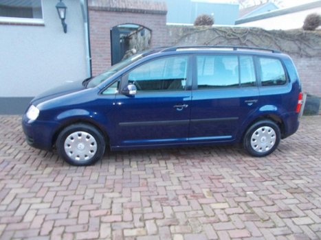 Volkswagen Touran - 1.9 TDI Athene bj 2005 apk 30-01-2021 nette auto 7 pers - 1