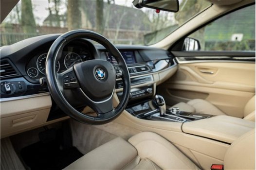 BMW 5-serie Touring - 523i High Executive Panorama Leder Sportstoel - 1