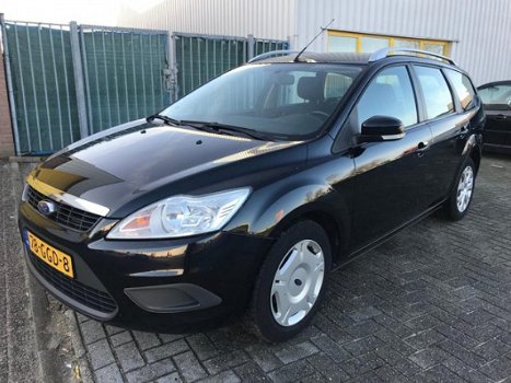 Ford Focus Wagon - 1.6 Trend - 1