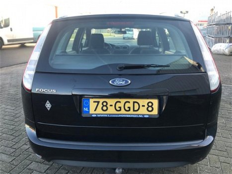 Ford Focus Wagon - 1.6 Trend - 1