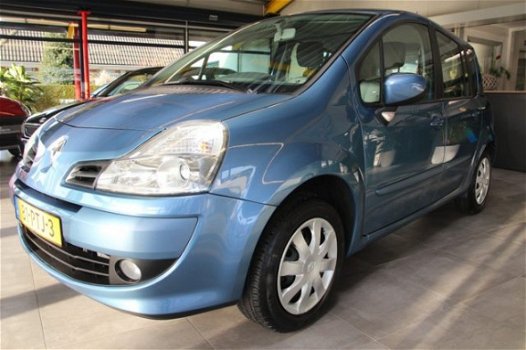 Renault Modus - GRAND TCE 100 NIGHT en DAY TREKHAAK - 1