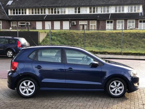 Volkswagen Polo - 1.2 TDI BLUEM. COMFORTLINE / 5 DRS. / AIRCO - 1