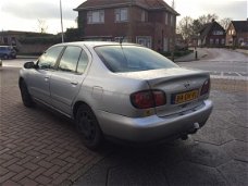 Nissan Primera - 2.0 Luxery sedan