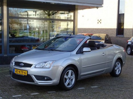 Ford Focus - COUPÉ-CABRIOLET 1.6 16V TREND - 1