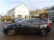 Volvo V40 - 2.0 D4 190pk R-Design Bns 18''Lmv , Navi, Camera, Led, Pdc - 1 - Thumbnail