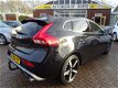 Volvo V40 - 2.0 D4 190pk R-Design Bns 18''Lmv , Navi, Camera, Led, Pdc - 1 - Thumbnail