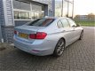 BMW 3-serie - 320i EDE Upgrade Edition - NL AUTO - 1 EIGENAAR - NAVI - LEER - PDC - CLIMA - CRUISE - 1 - Thumbnail