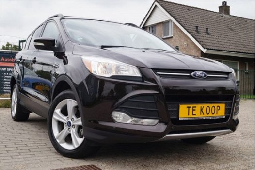 Ford Kuga - 1.6 Titanium Pl. Escape 182PK - 1