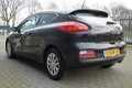 Kia Pro cee'd - 1.6 GDI Business Pack / 135 PK / 1e Eigenaar / Navigatie / Achteruitrijcamera / Deal - 1 - Thumbnail