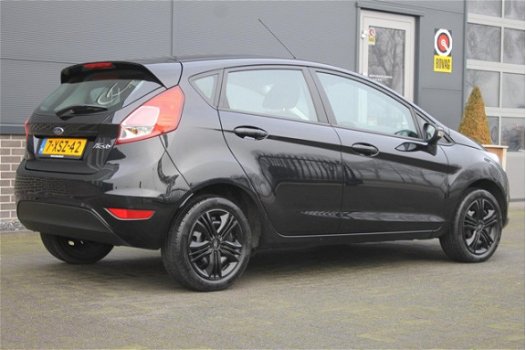 Ford Fiesta - 1.0 Style / Navigatie / 1e eigenaar / dealer onderhouden - 1