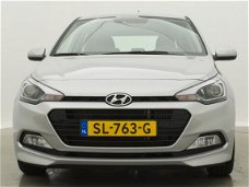 Hyundai i20 - 1.0 T-GDI Comfort // Navi / Camera / Parkeersensoren