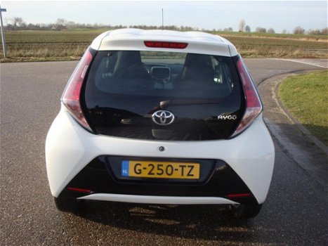 Toyota Aygo - 1.0 VVT-i x-sport navi camera - 1