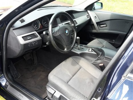 BMW 5-serie Touring - 525i Executive E61 - 1