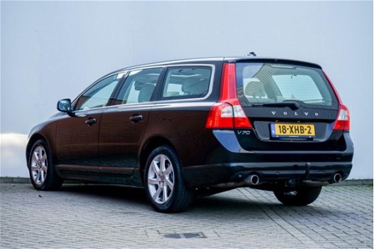 Volvo V70 - 2.0 D3 Limited Edition 2012 Trekhaak Wit leer Dakraam - 1