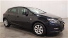 Opel Astra - 1.6 CDTi Edition NAVI/AC/CRUISE/PDC - 1 - Thumbnail