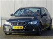 BMW 3-serie - 325i High Executive AIRCO NETTE AUTO (bj2006) - 1 - Thumbnail