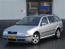 Skoda Octavia Combi - 1.6 Démarrage NETTE AUTO APK 2020 (bj2008)