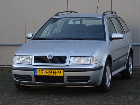 Skoda Octavia Combi - 1.6 Démarrage NETTE AUTO APK 2020 (bj2008) - 1