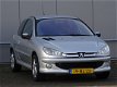 Peugeot 206 - 1.4 Quiksilver AIRCO APK 2020 (bj2004) - 1 - Thumbnail