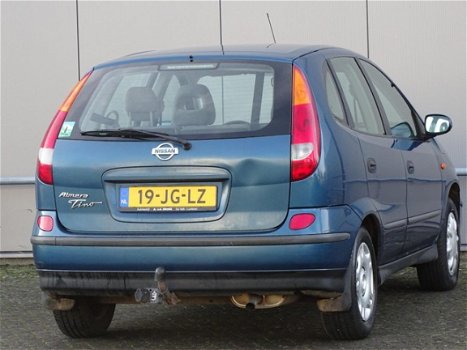 Nissan Almera Tino - 2.0 CVT Comfort AUTOMAAT APK 2020 (bj2002) - 1