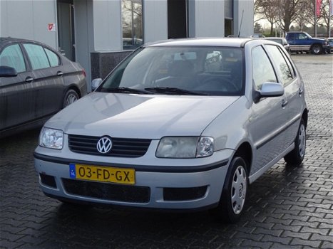 Volkswagen Polo - 1.9 SDI Trendline APK 2020 (bj2000) - 1