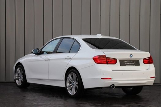 BMW 3-serie - 316d Executive Aut Clima Navi Led-Xenon 2015 - 1