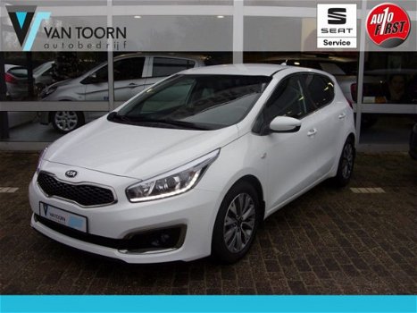 Kia Cee'd - 1.4 16V CCVT DynamicplusLine , navigatie, stuurwiel verwarmd - 1