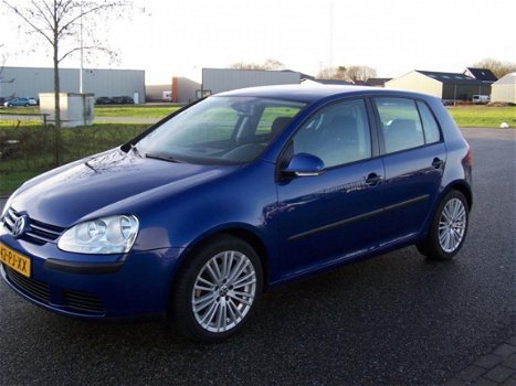 Volkswagen Golf - 1.6 FSI Sportline / Zeer mooi - 1