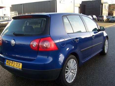 Volkswagen Golf - 1.6 FSI Sportline / Zeer mooi - 1